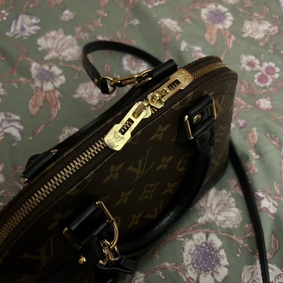 Louis Vuitton Alma BB Limited Edition - Picture 7 of 8